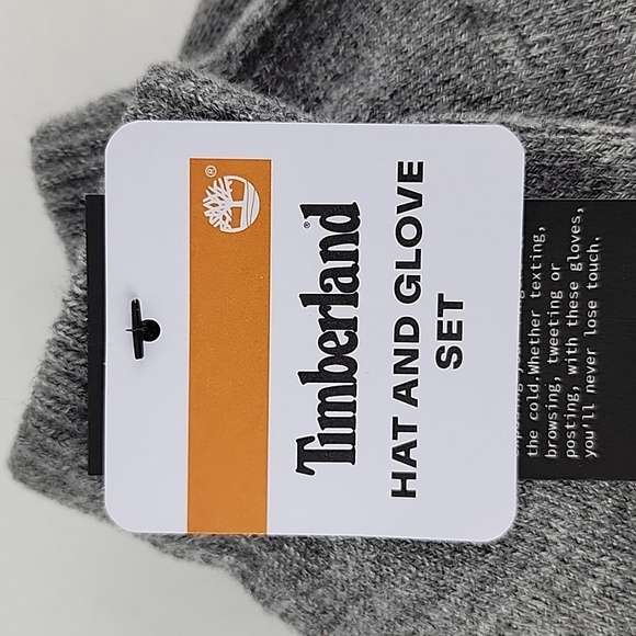 Timberland Youth's Grey Knit Hat & Matching Gloves Touchscreen Set Size 4 - 7 - Picture 2 of 8